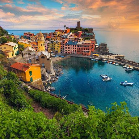 Ludovica Flat Hotel Vernazza Exterior photo