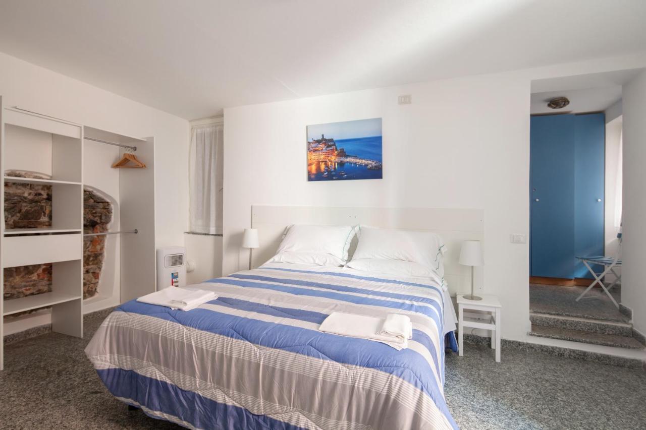 Ludovica Flat Hotel Vernazza Exterior photo